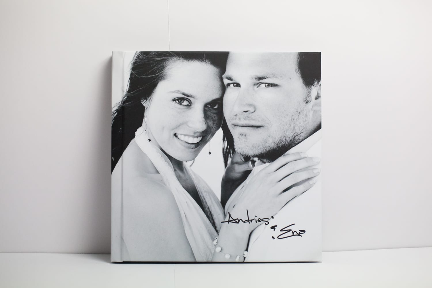 extra large 12x12 photo wrap cover at llifethreads albums